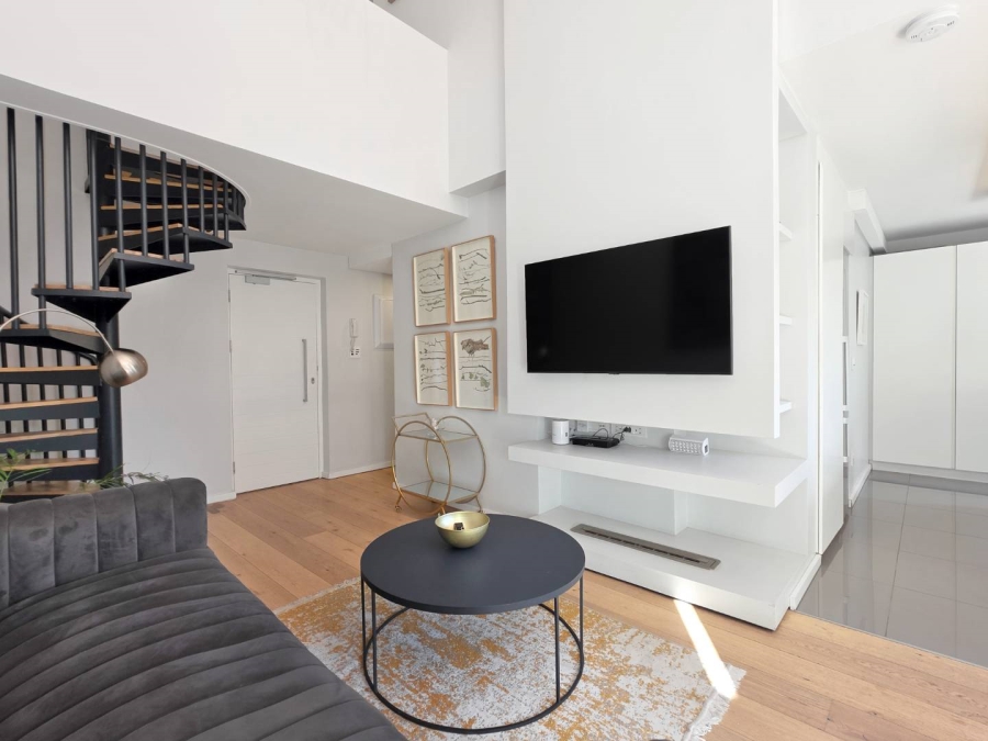 2 Bedroom Property for Sale in Sea Point Western Cape